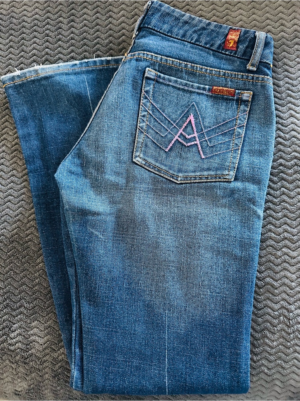 7 For All Mankind Medium Blue Jeans with Pink Pocket Stitch